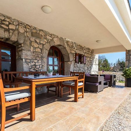 Villa Korina Пинезичи Экстерьер фото