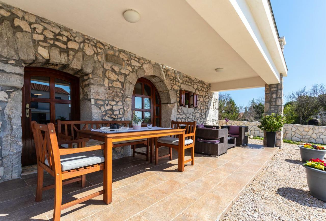 Villa Korina Пинезичи Экстерьер фото