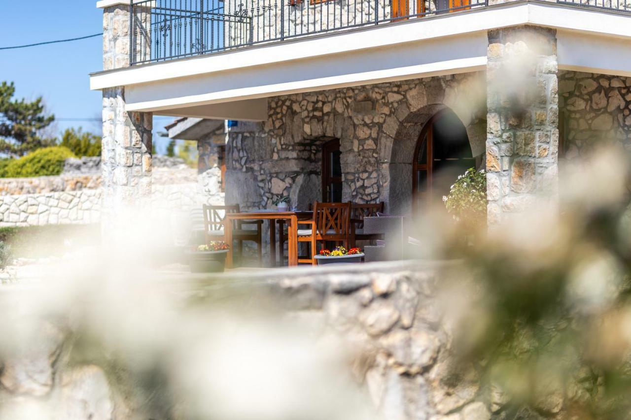Villa Korina Пинезичи Экстерьер фото